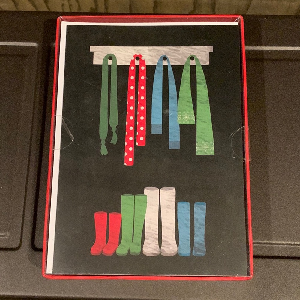 🎄SEALED BOX OF HOLIDAY CARDS - 18 Cards 🆕